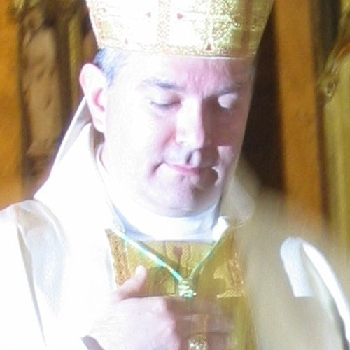 Archbishop José Miguel Gómez Rodríguez