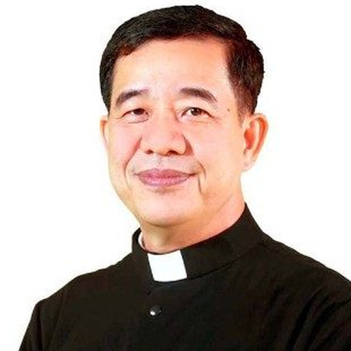 Bishop Đaminh Hoăng Minh Tiến