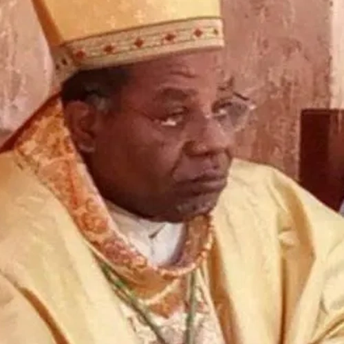 Bishop Estanislau Marques Chindekasse