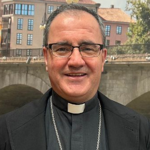 Bishop Santos Montoya Torres
