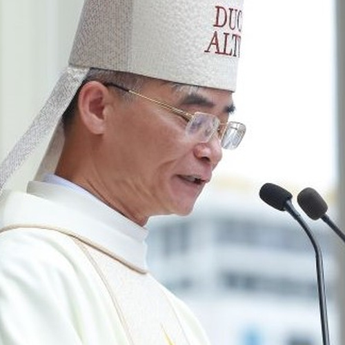 Bishop Dominic Nguyên Văn Manh