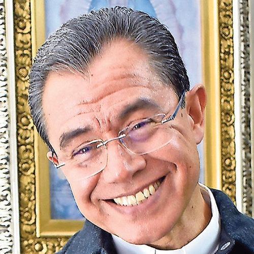 Bishop Víctor Melchor Quintana Quezada