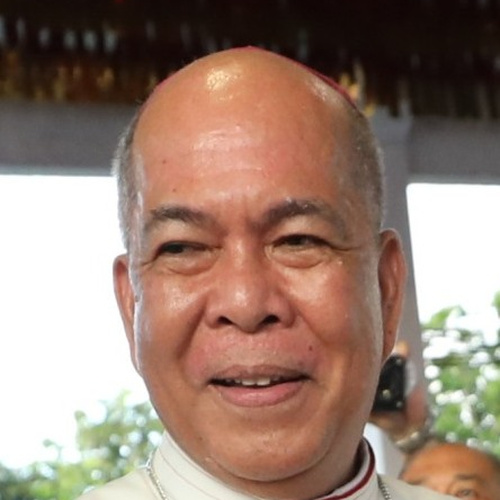 Archbishop Romulo Geolina Valles