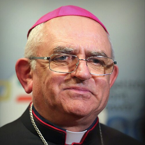Bishop László Varga