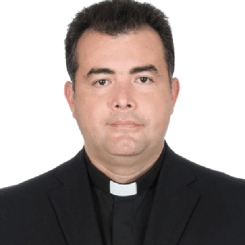 Bishop Roberto Yenny García
